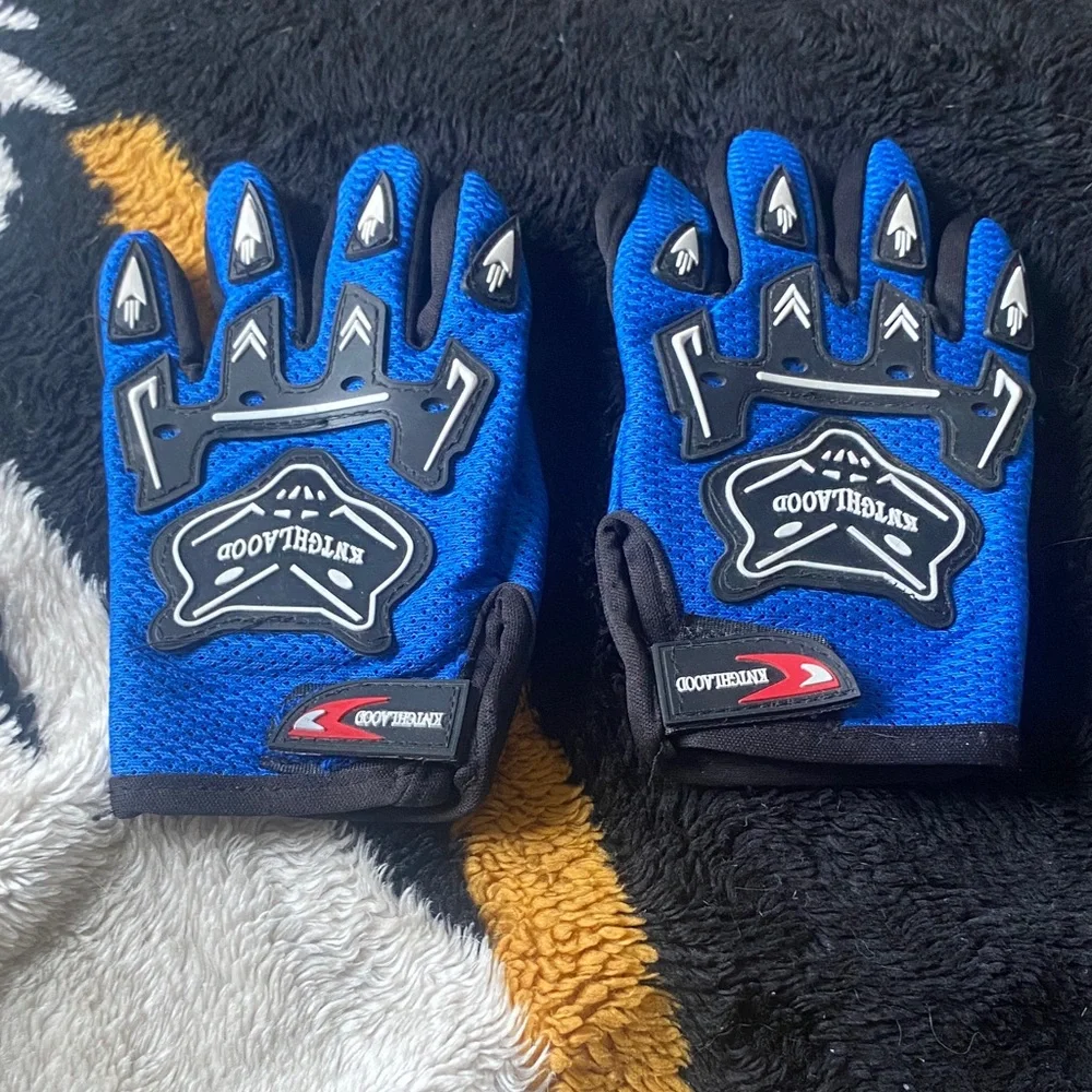 Blue and Black Kids Gloves